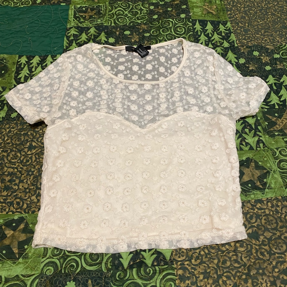Floral lace crop top